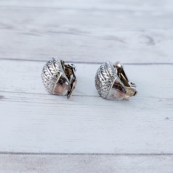 Vintage Clip On Earrings Stylish Statement Silver Tone Chunky 7/8" - Picture 3 of 9